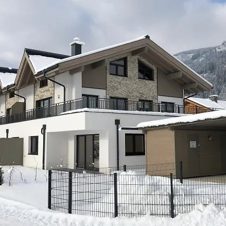 Finest Kitzblick Golf By In One Zell am See