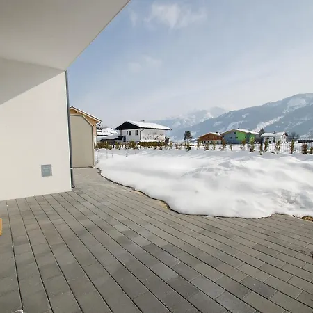 Finest Kitzblick Golf By In One Apartman Zell am See