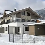 Finest Kitzblick Golf By In One 滨湖采尔