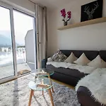 Finest Kitzblick Golf By In One * 滨湖采尔